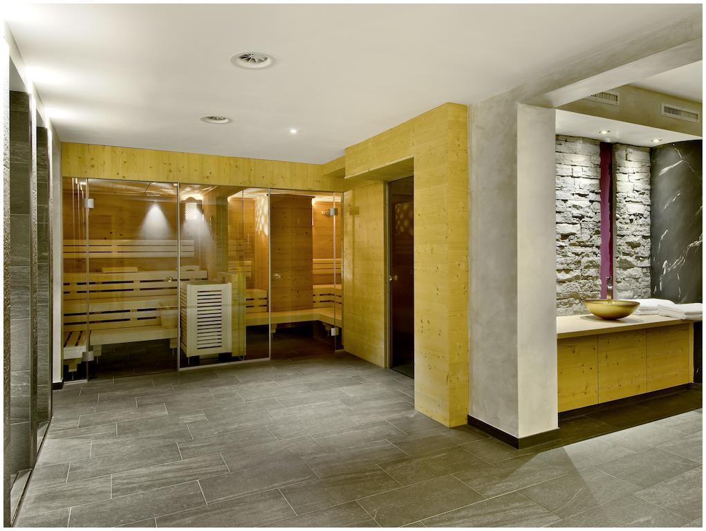 "Quality Hosts Arlberg" Hotel Garni Moessmer Sankt Anton am Arlberg Exterior photo